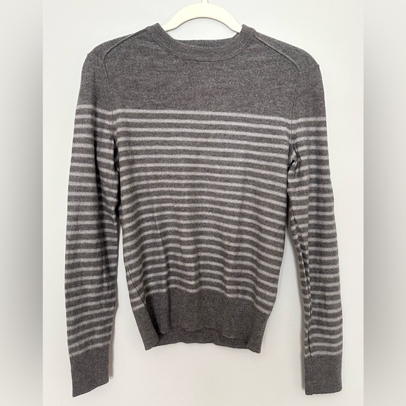 Women’s bundle containing 5 pieces of garment ( size S ) - Picture 9 of 16